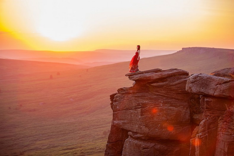 28 People Got In The Middle of the Nature. Amazing Pictures!