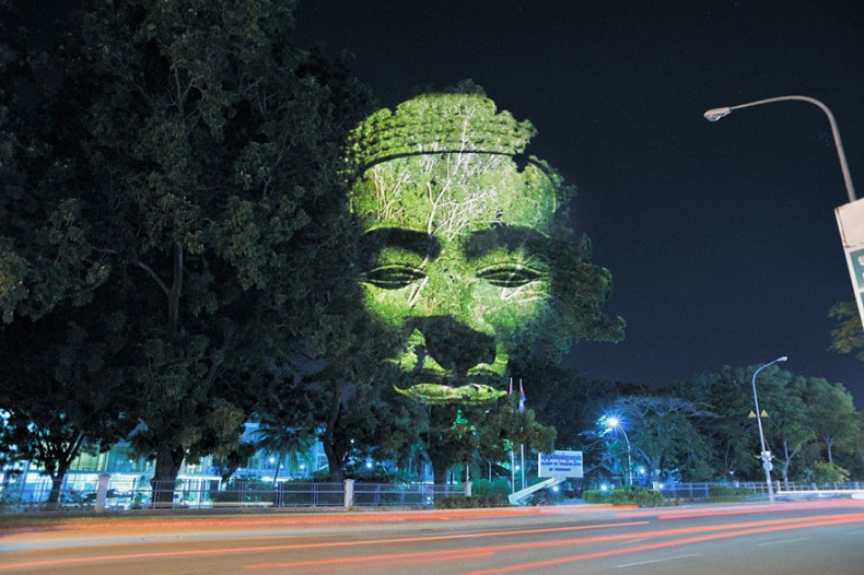 20 Tree Crowns With Godly Faces Will Make You Question Reality